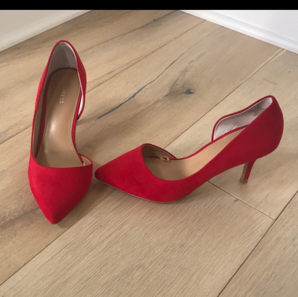 BEAUTIFUL cloth Red heels ! !